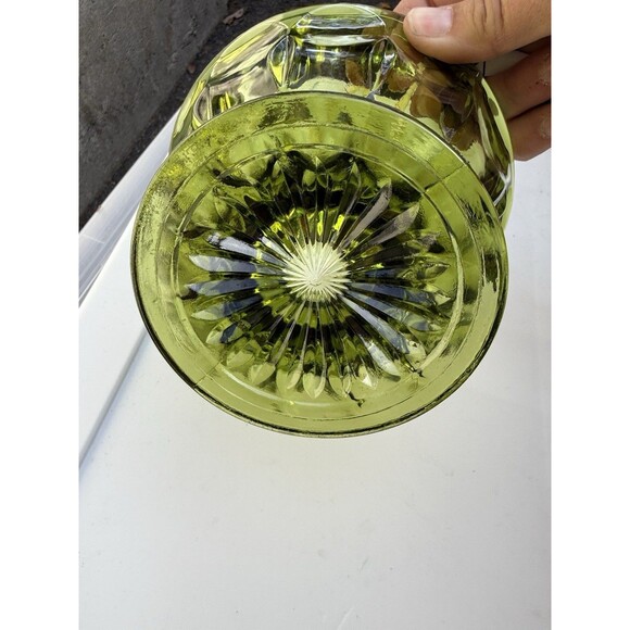 Vintage MCM Anchor Hocking Avocado Green Glass Pedestal Footed Bowl Candy Dish - Picture 4 of 6